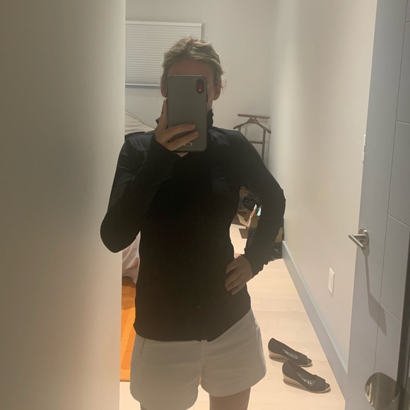 Full zip shirt with thumb holes - Picture 7 of 8